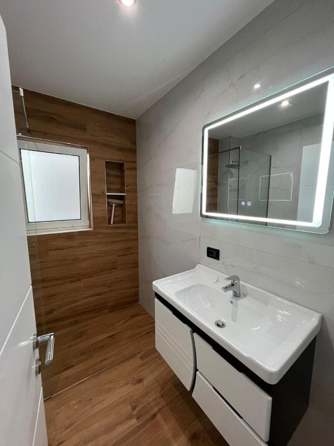 Hotel Vila Herta Durres Ngoại thất bức ảnh