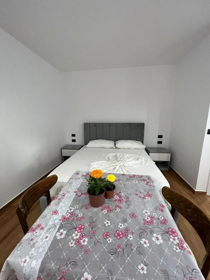 Hotel Vila Herta Durres Ngoại thất bức ảnh